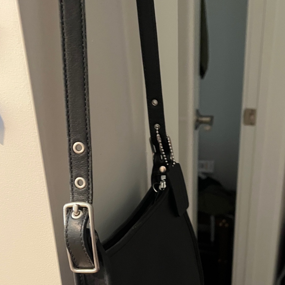 Rare VTG COACH Black Crossbody “Janice’s Mini Legacy”#6610 SmokePet Free 8x8 apx - Picture 10 of 14